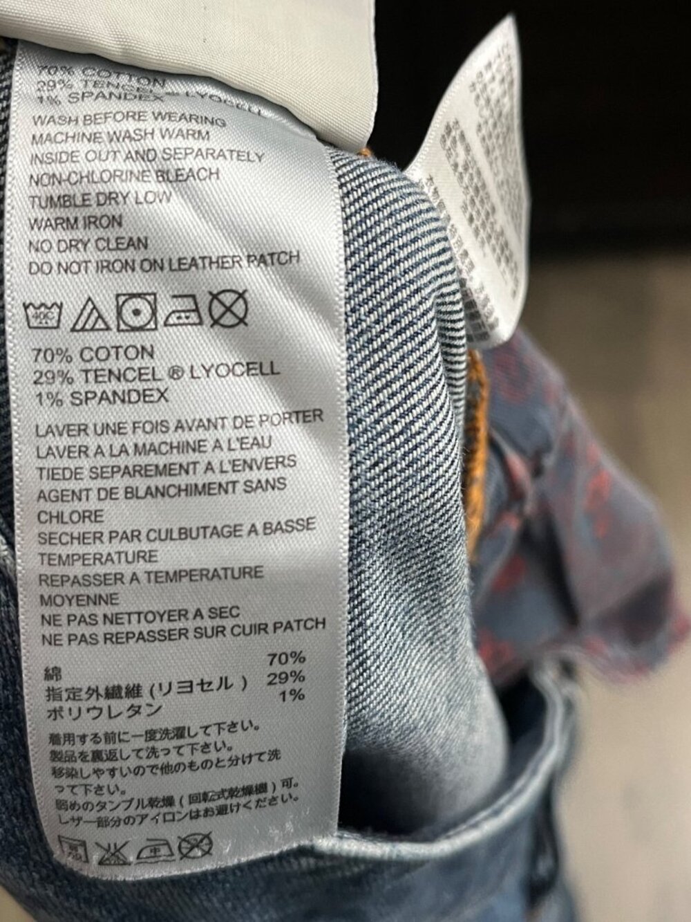 Tommy Bahama Jeans Men 42x30 Blue Authentic Fit Denim Straight Leg Relaxed Feel - Picture 6 of 15